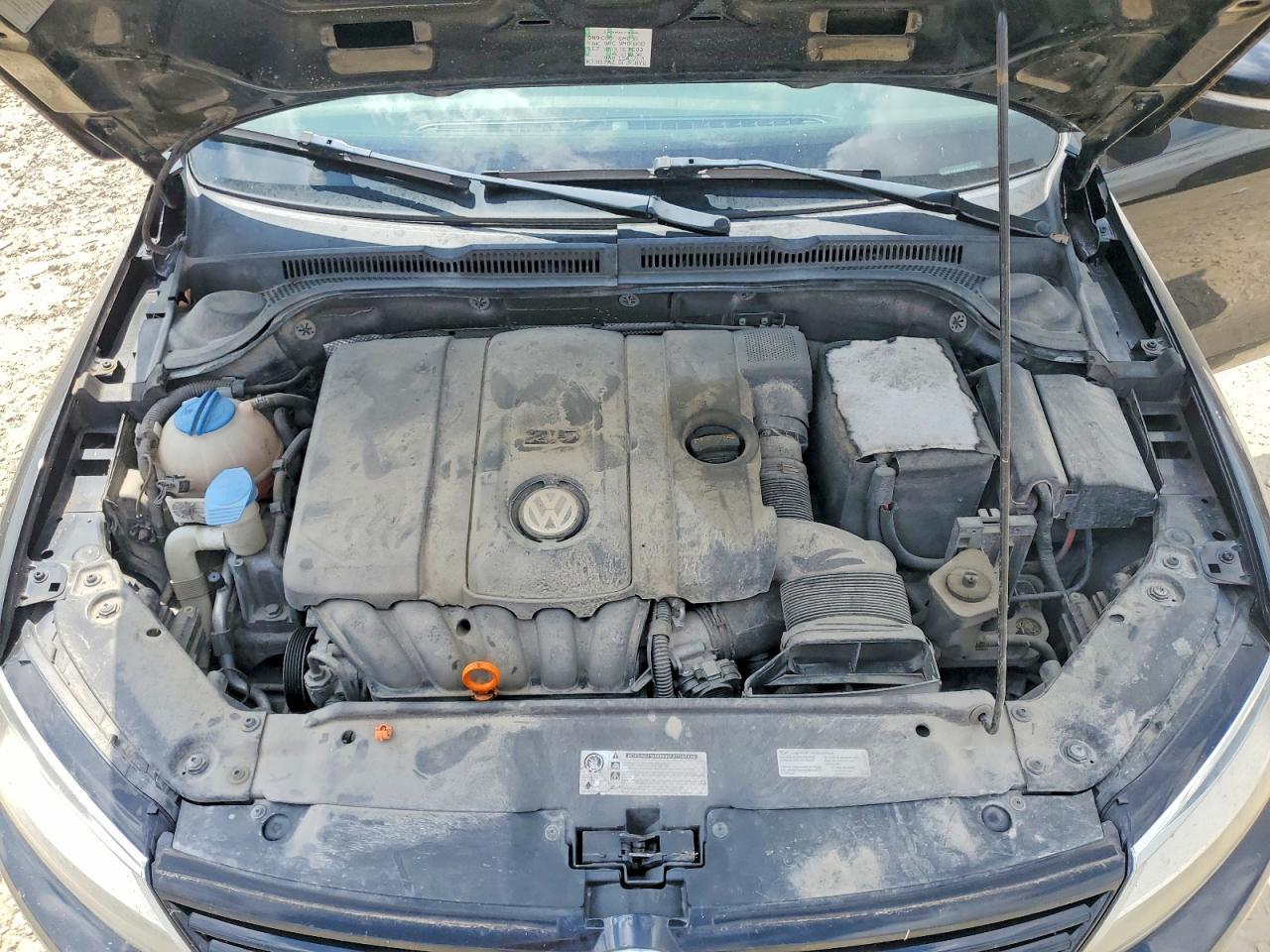 2012 VOLKSWAGEN JETTA