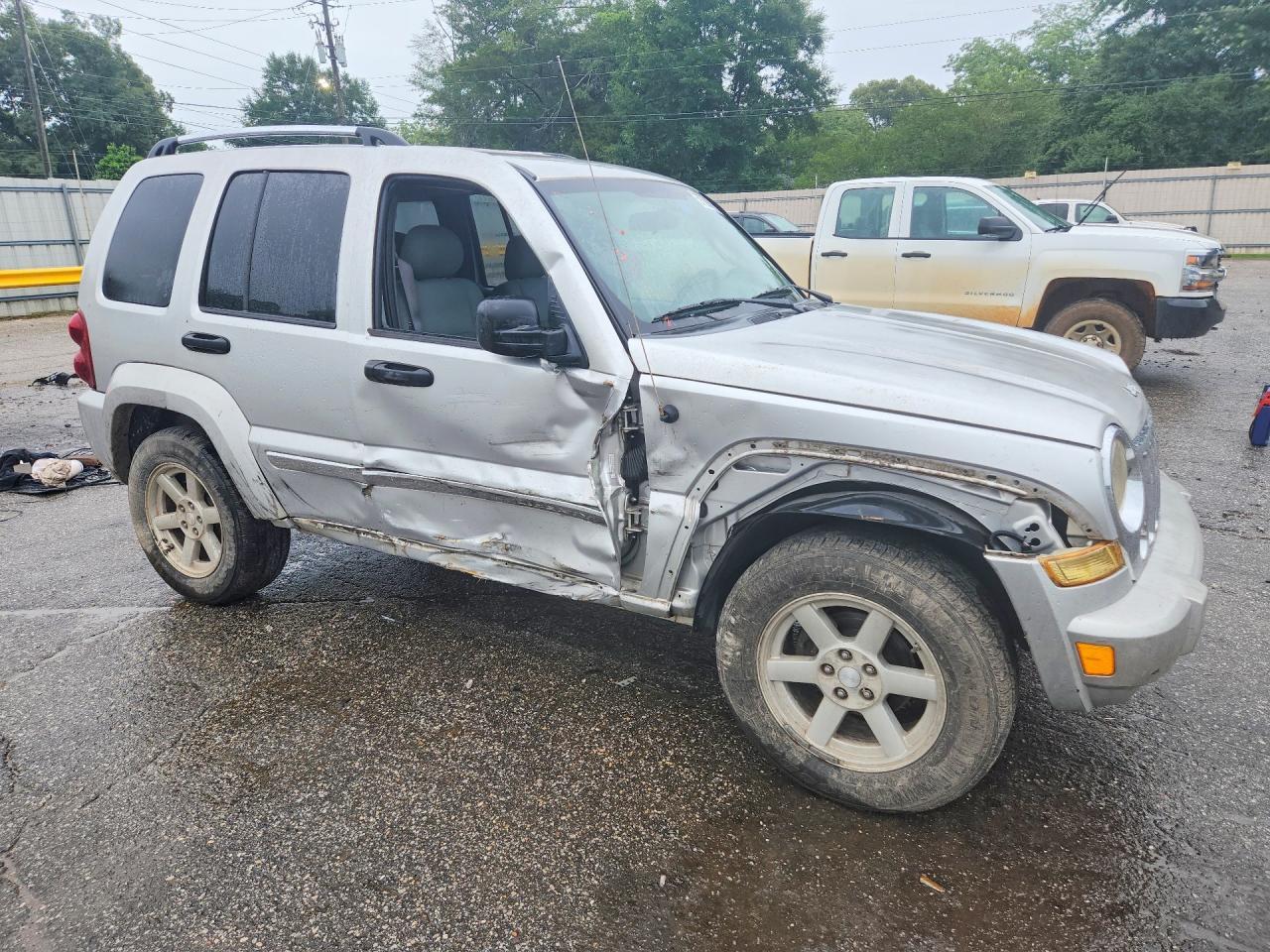 2006 JEEP Liberty