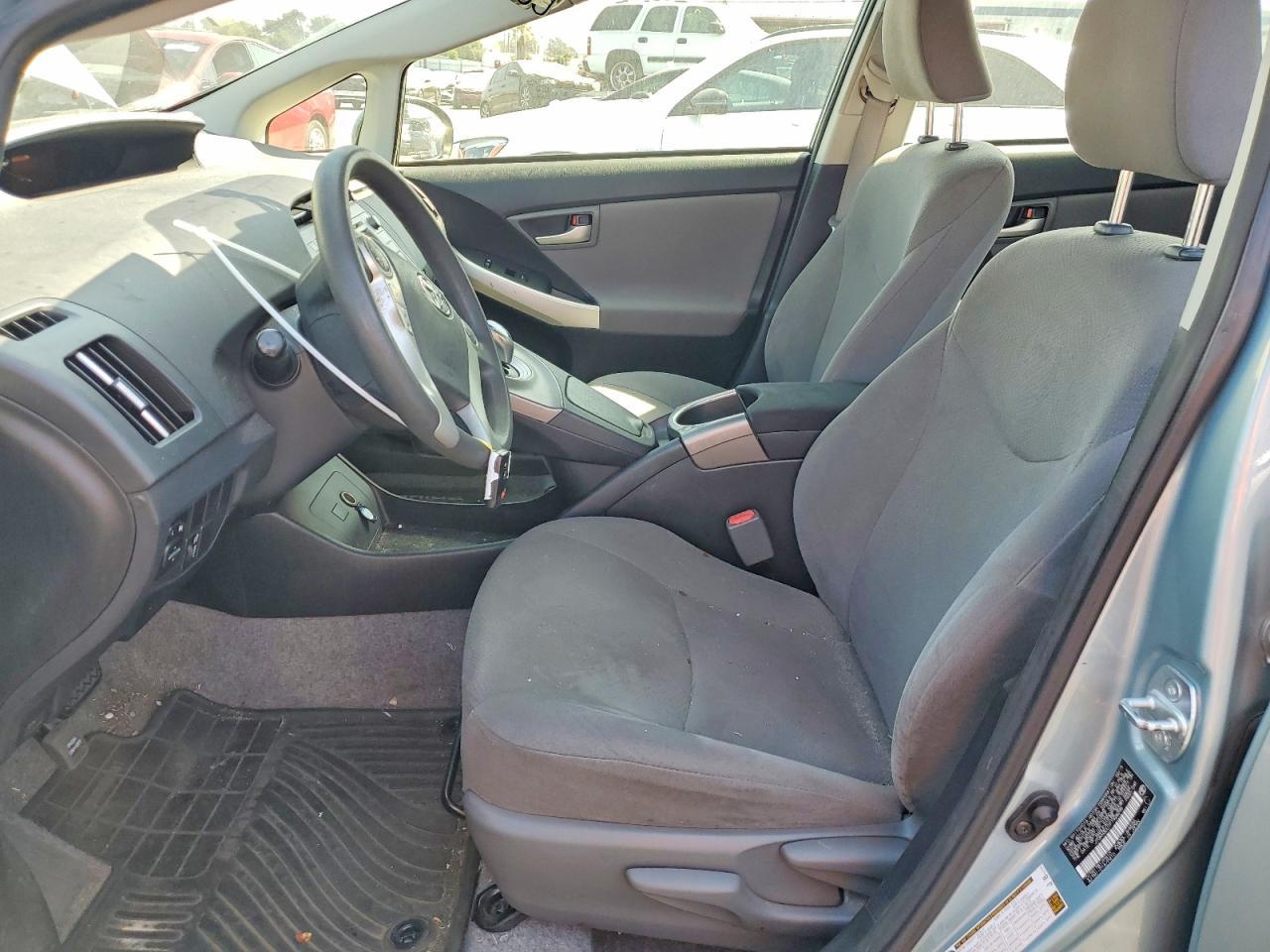2015 TOYOTA PRIUS
