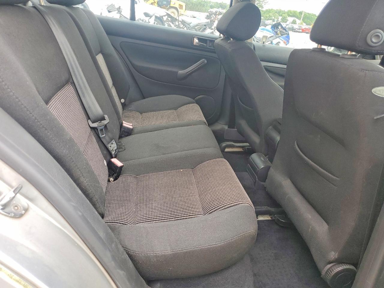 2003 VOLKSWAGEN JETTA