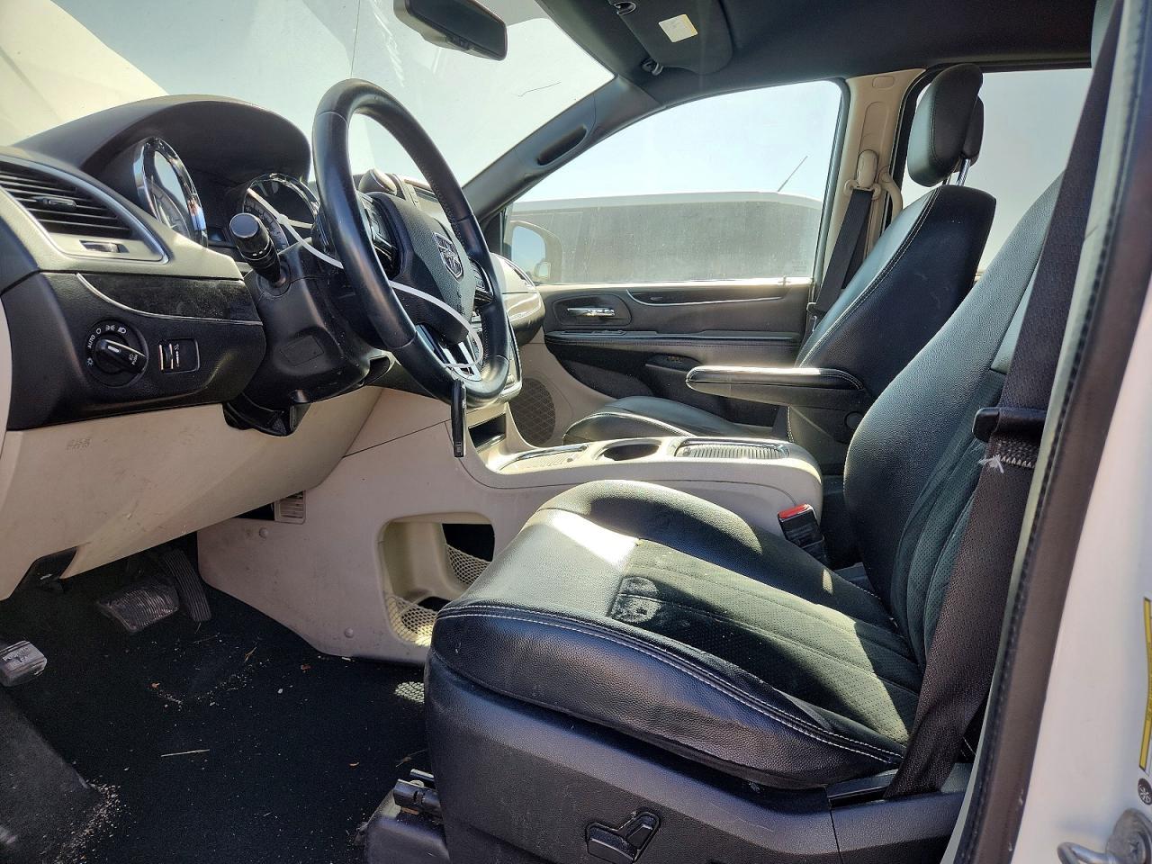 2017 DODGE GRAND CARAVAN