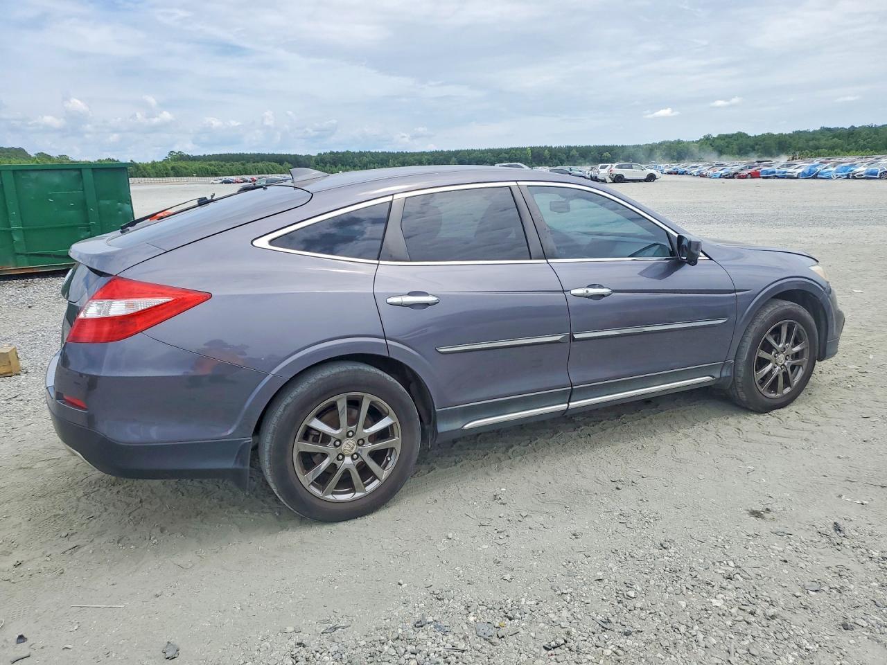 2015 HONDA Crosstour