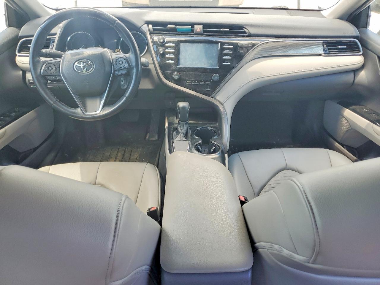 2019 TOYOTA CAMRY