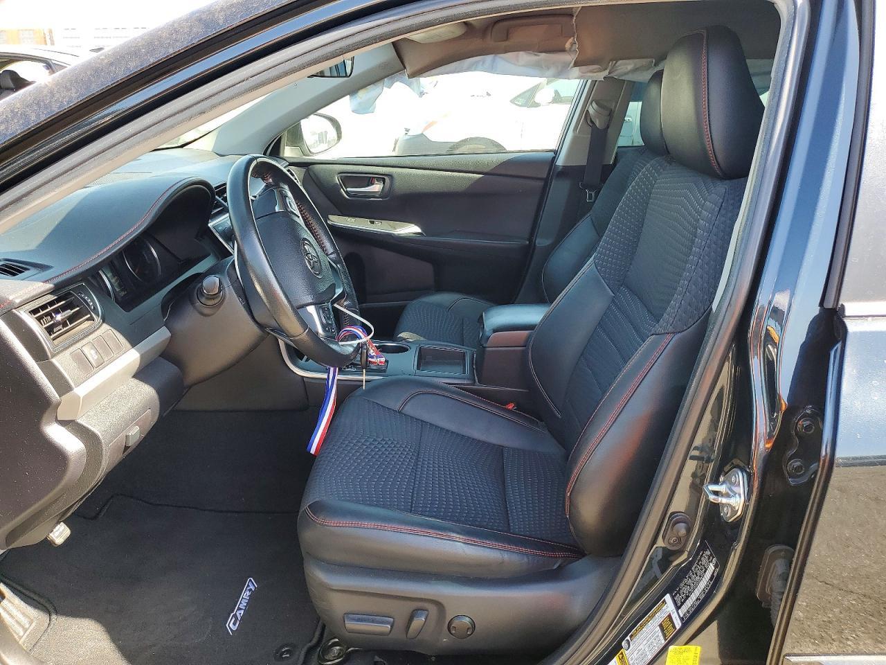2015 TOYOTA CAMRY