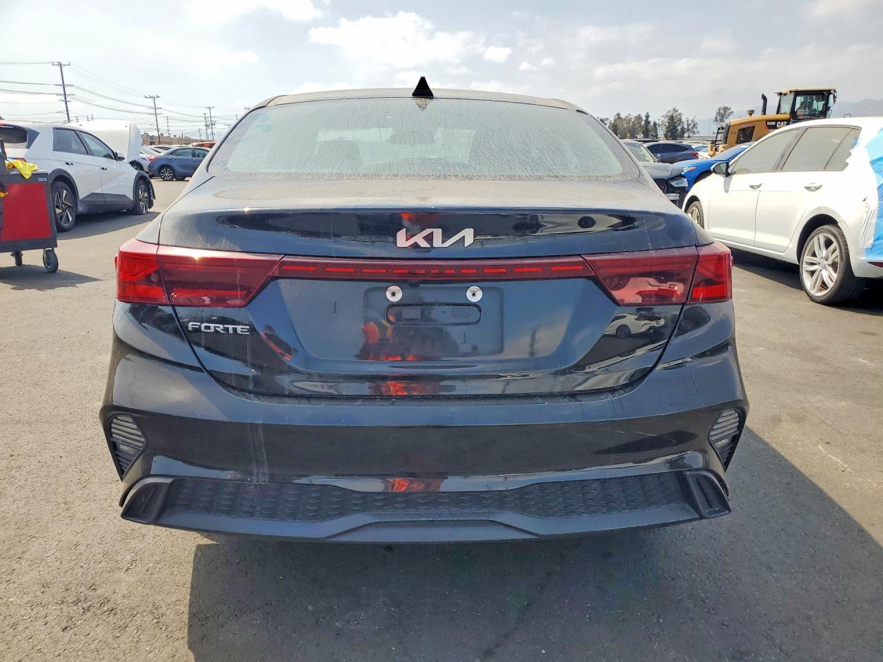 2023 KIA FORTE