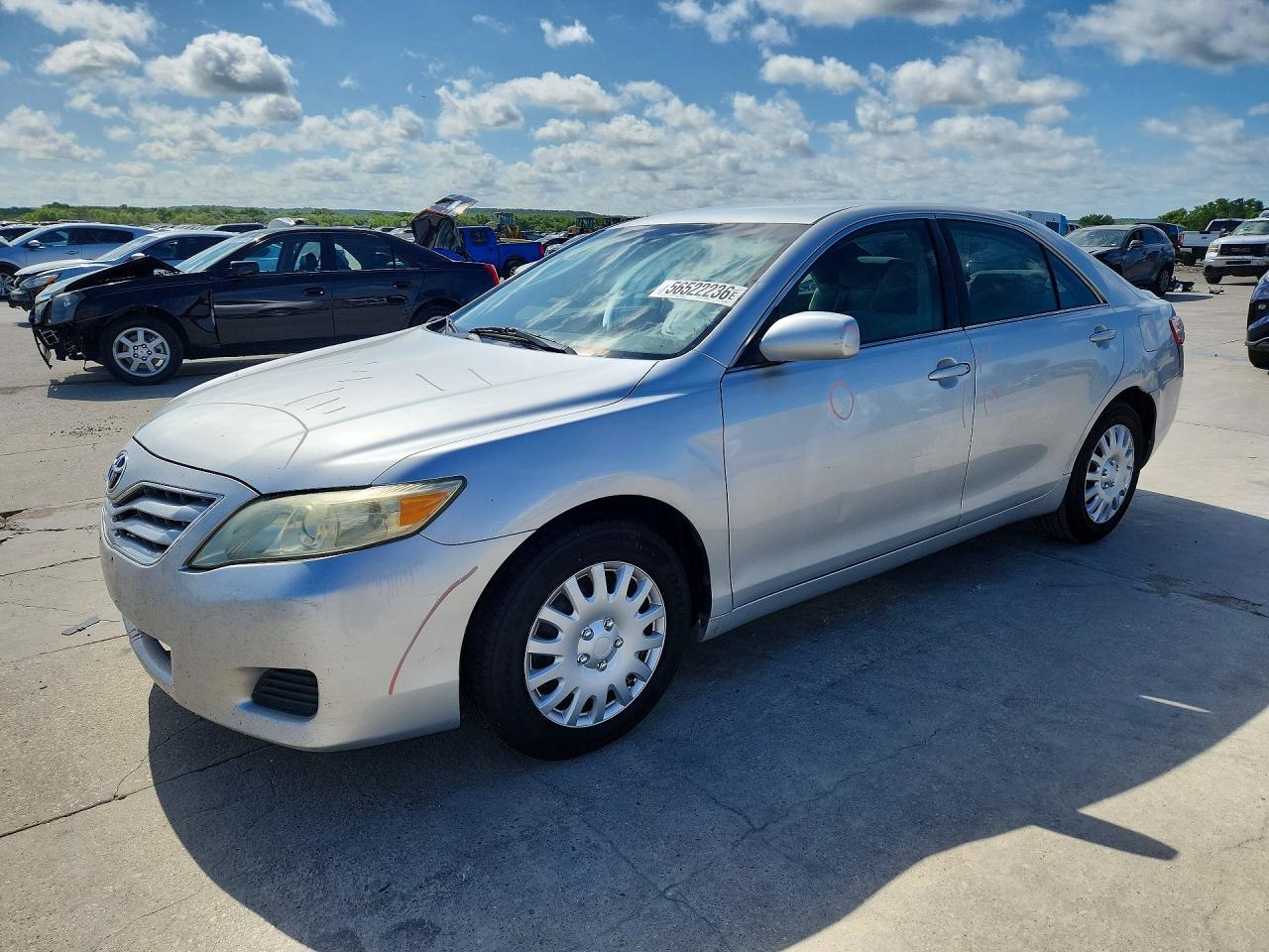 2011 TOYOTA CAMRY