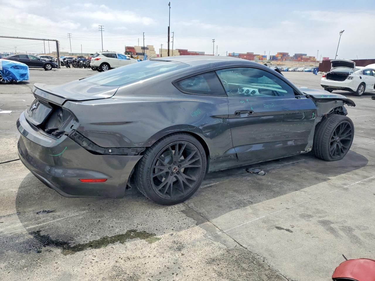2015 FORD MUSTANG