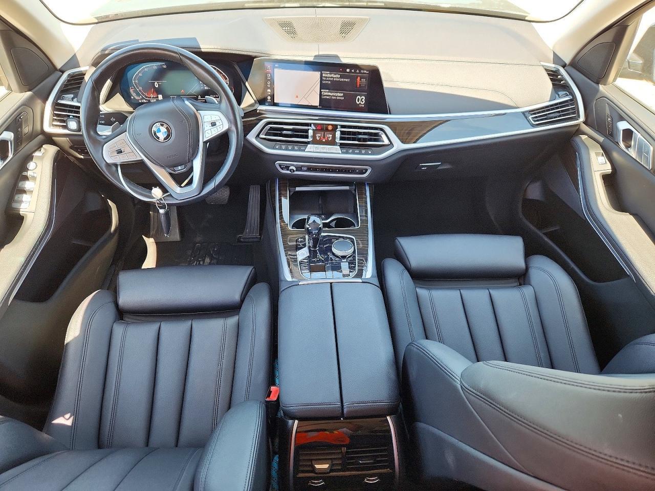 2021 BMW X7