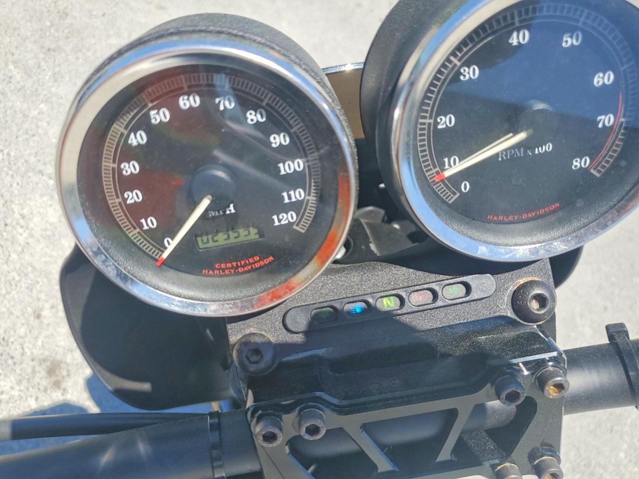 2001 HARLEY-DAVIDSON FXD