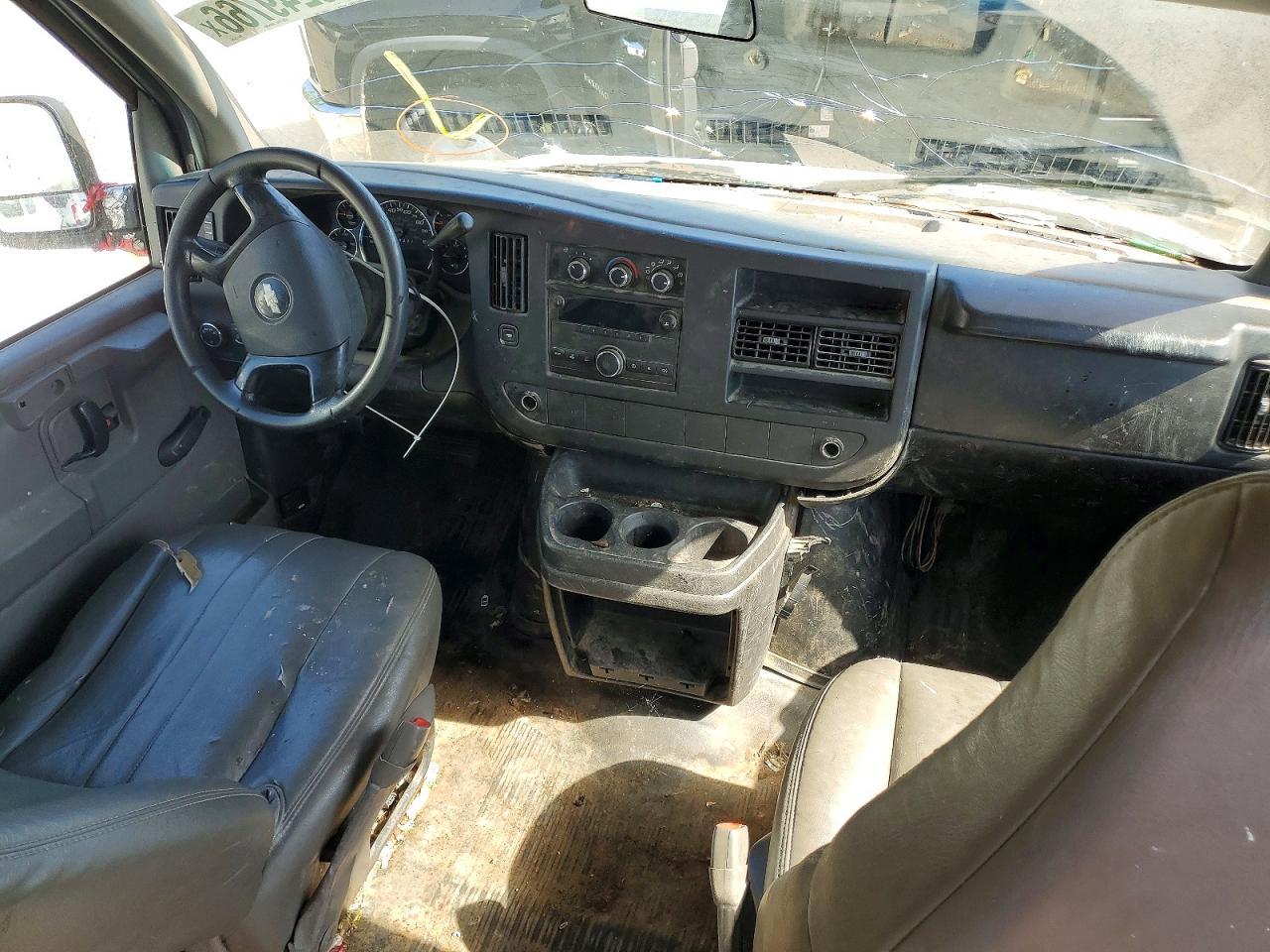 2008 CHEVROLET EXPRESS 2500