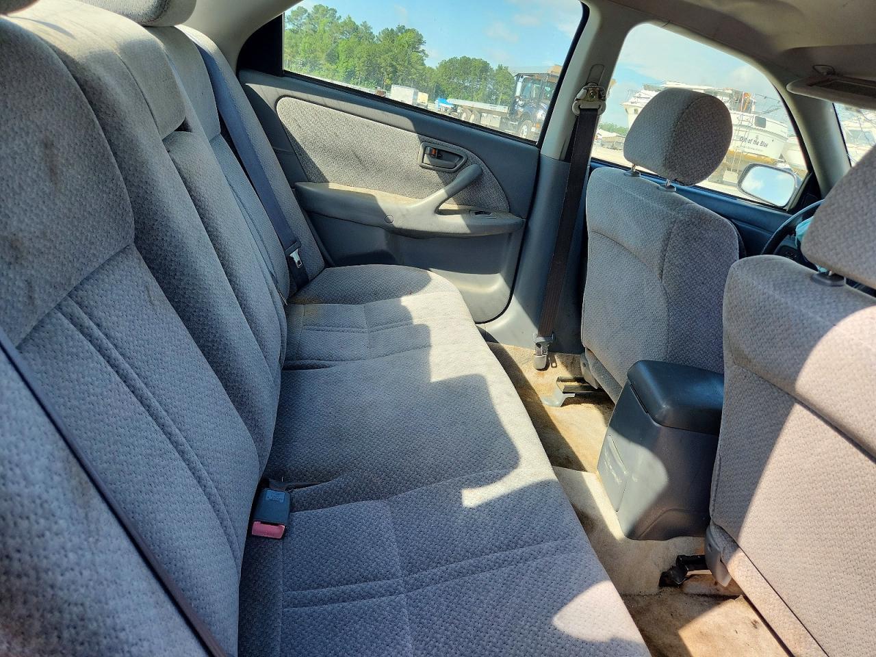 2001 TOYOTA CAMRY