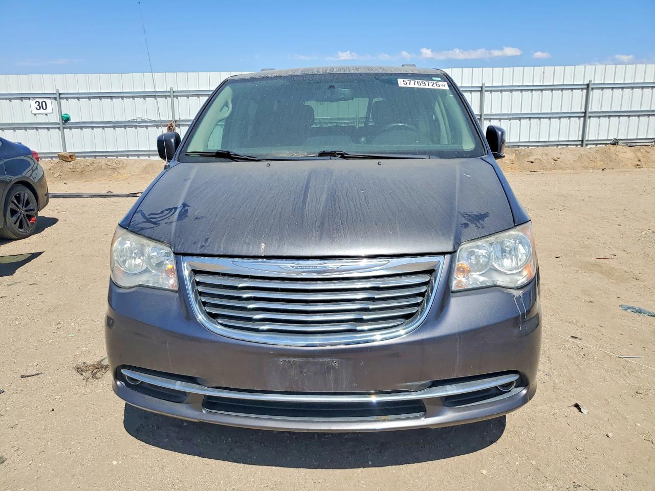 2016 CHRYSLER Town & Country