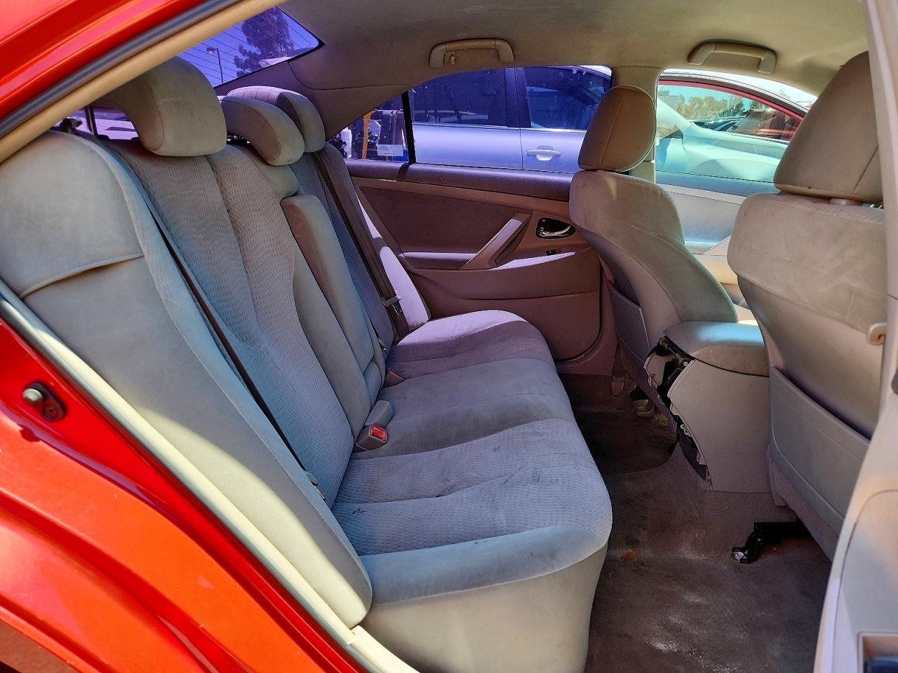 2011 TOYOTA CAMRY