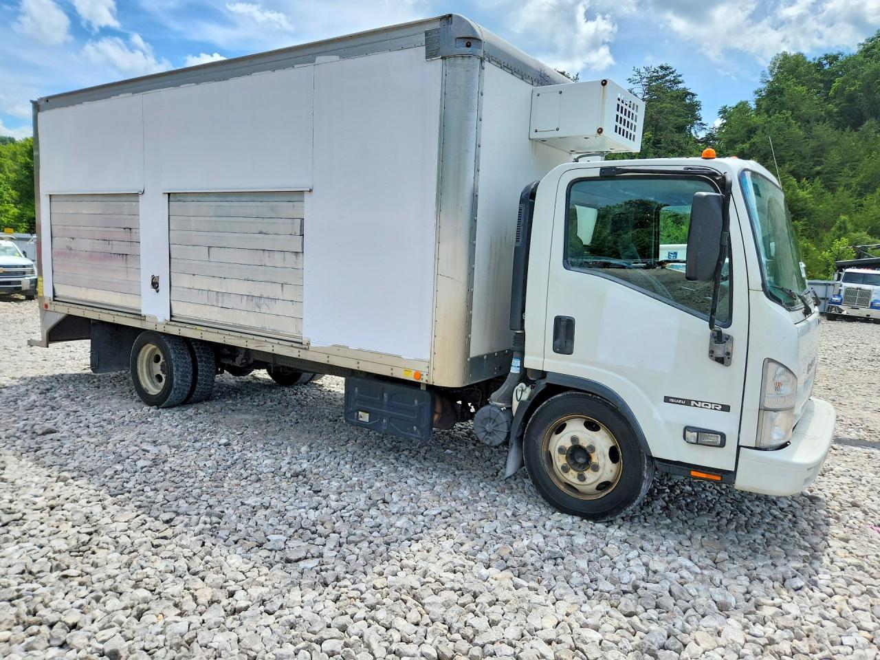 2015 ISUZU NQR