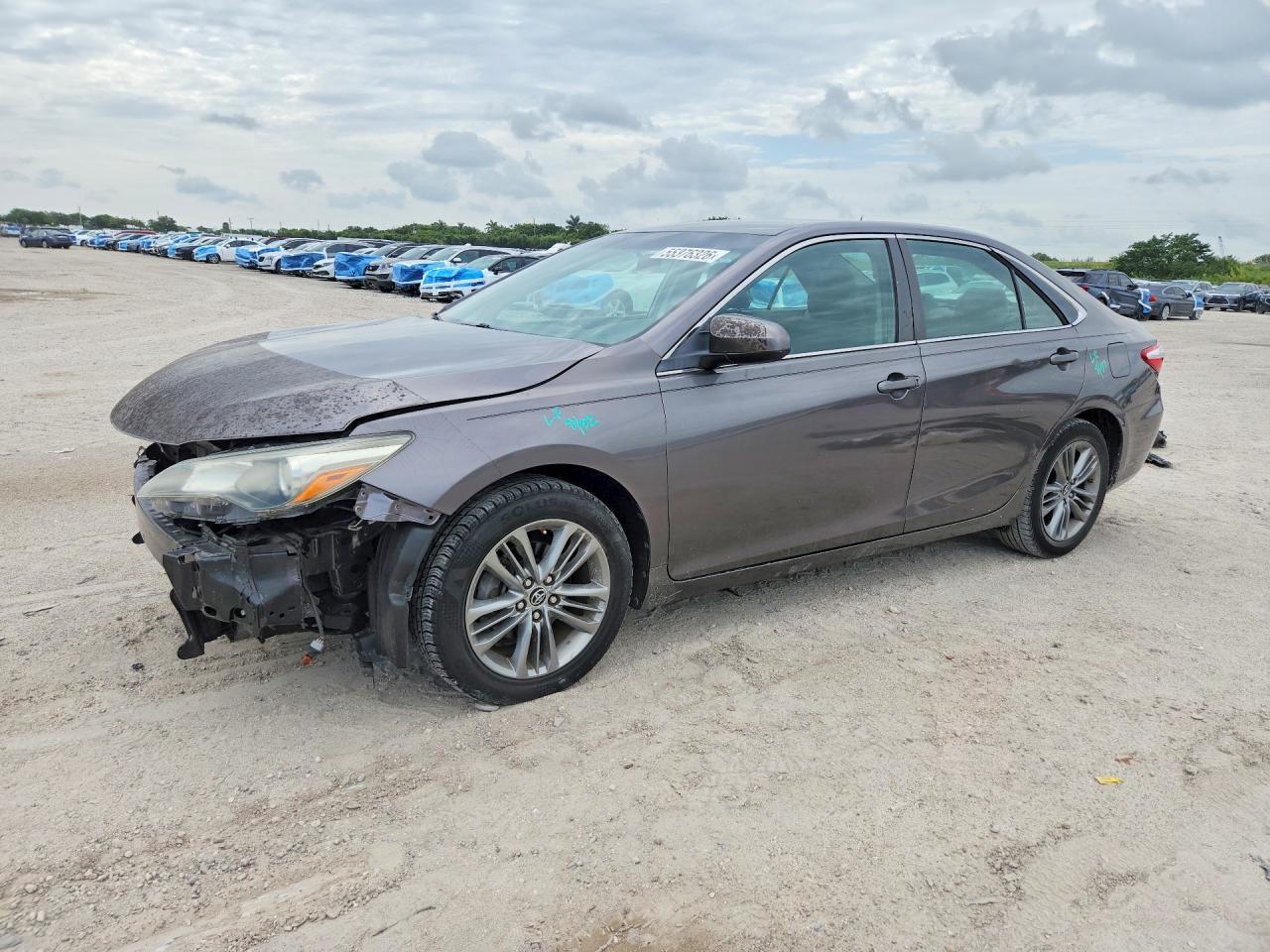 2015 TOYOTA CAMRY