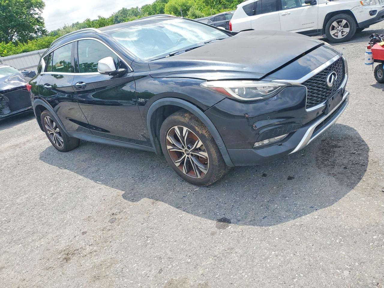 2017 INFINITI QX30