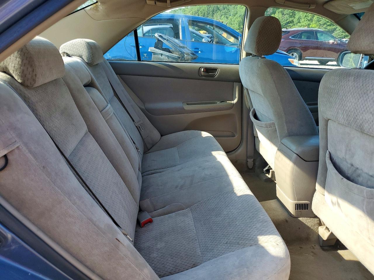 2004 TOYOTA CAMRY