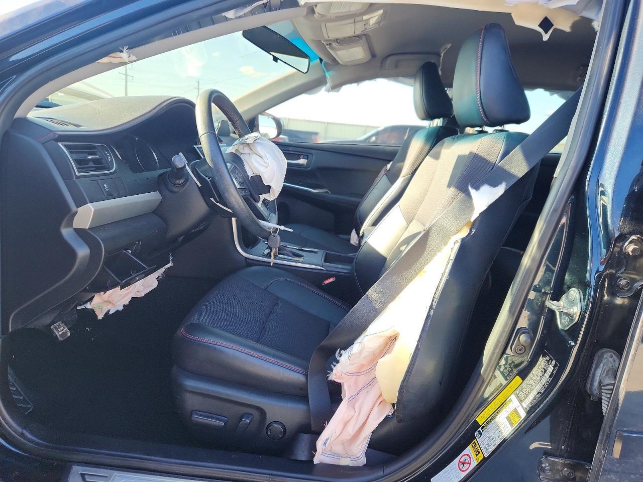 2016 TOYOTA CAMRY