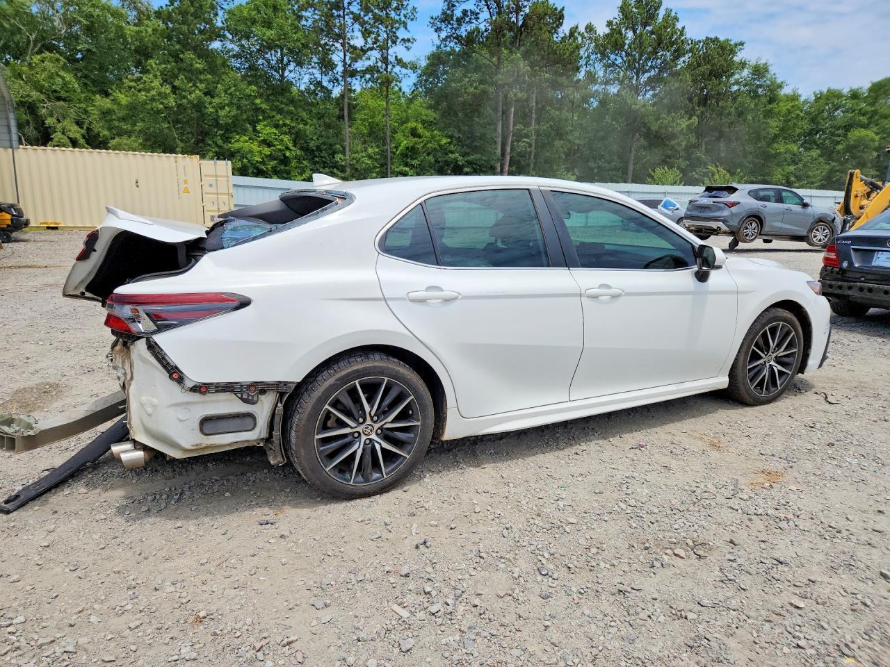 2021 TOYOTA CAMRY