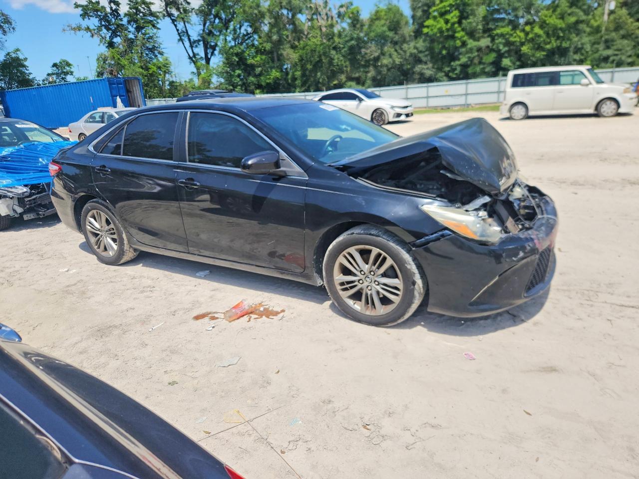 2015 TOYOTA CAMRY