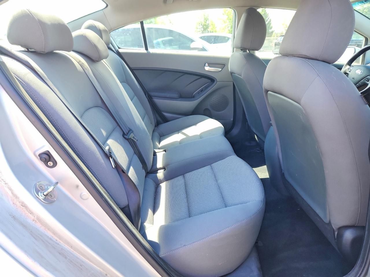 2017 KIA FORTE