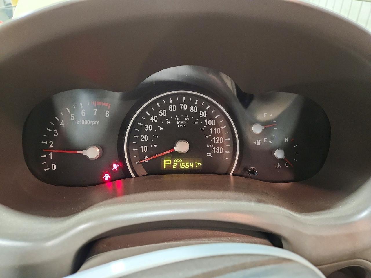 2011 KIA SEDONA