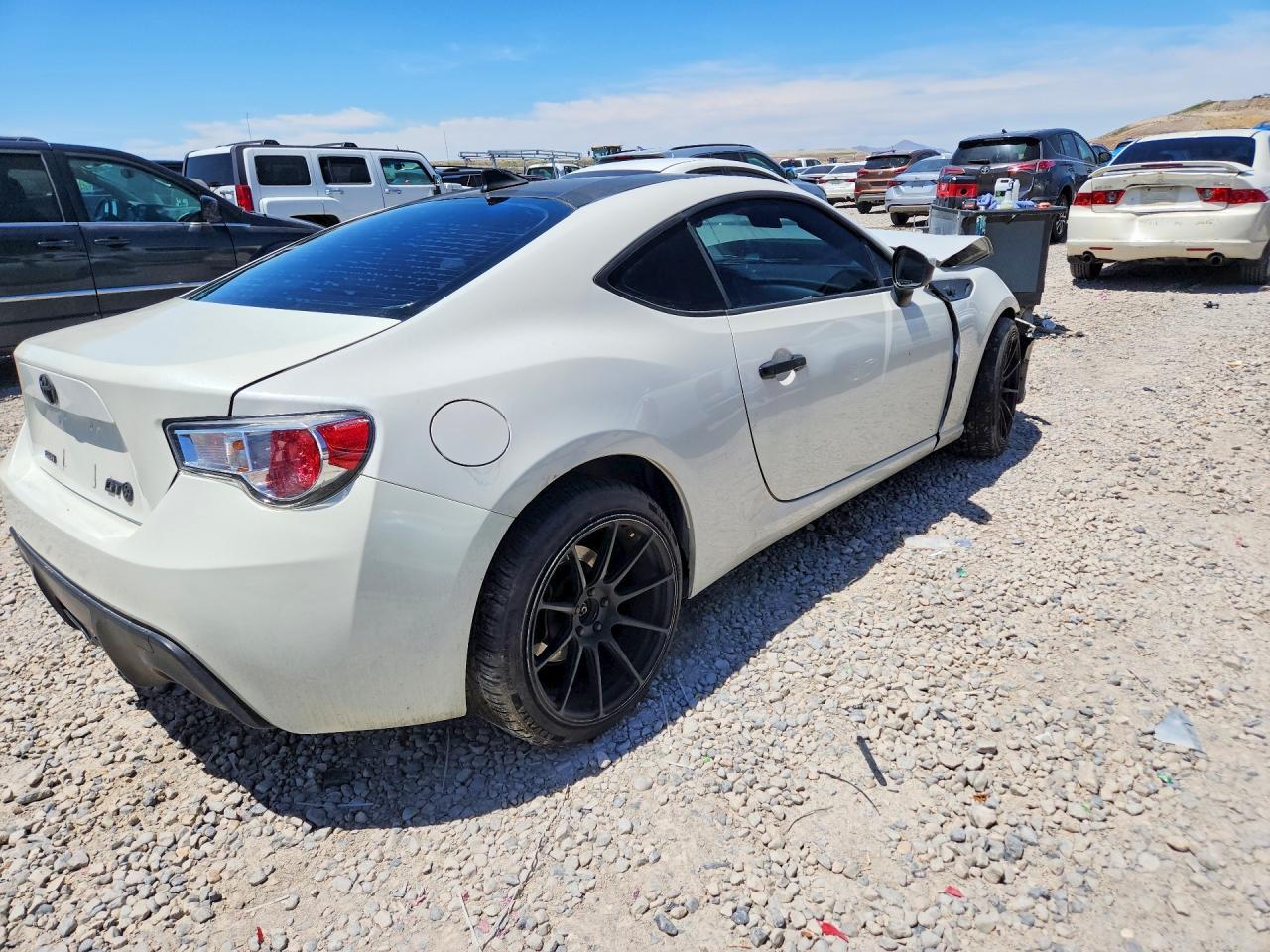 2016 SCION FR-S