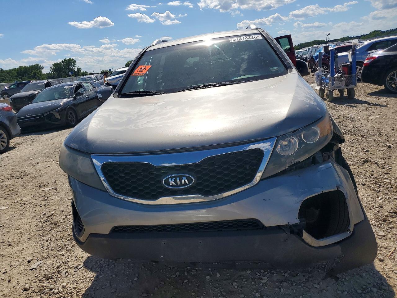 2013 KIA SORENTO