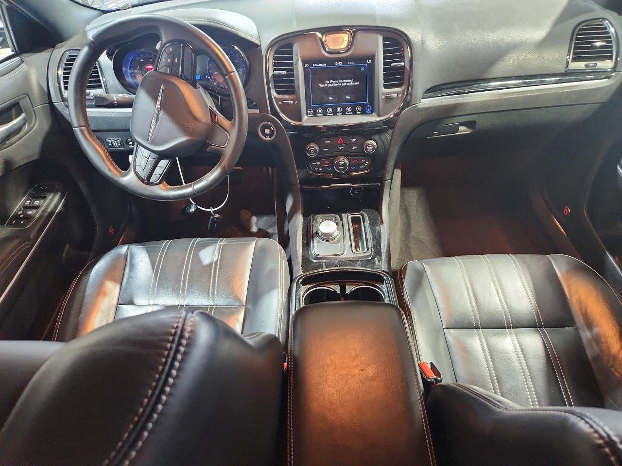 2018 CHRYSLER 300