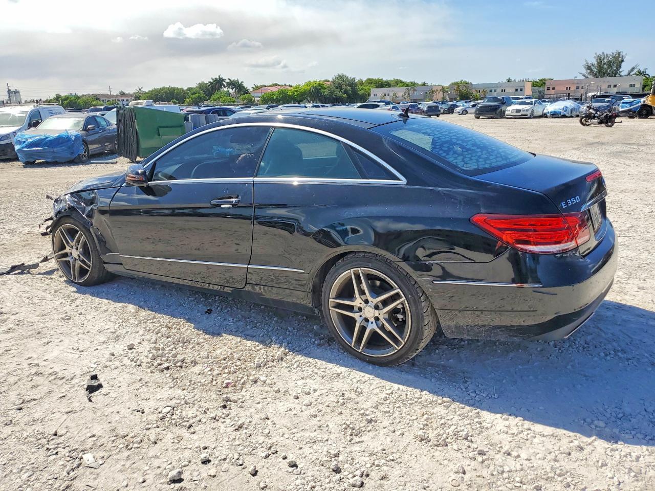 2014 MERCEDES-BENZ E-Class