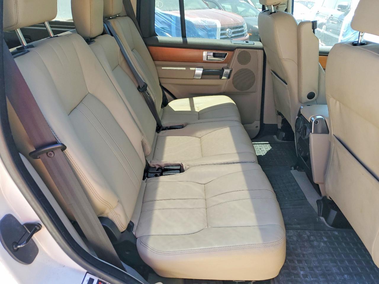2010 LAND ROVER LR4