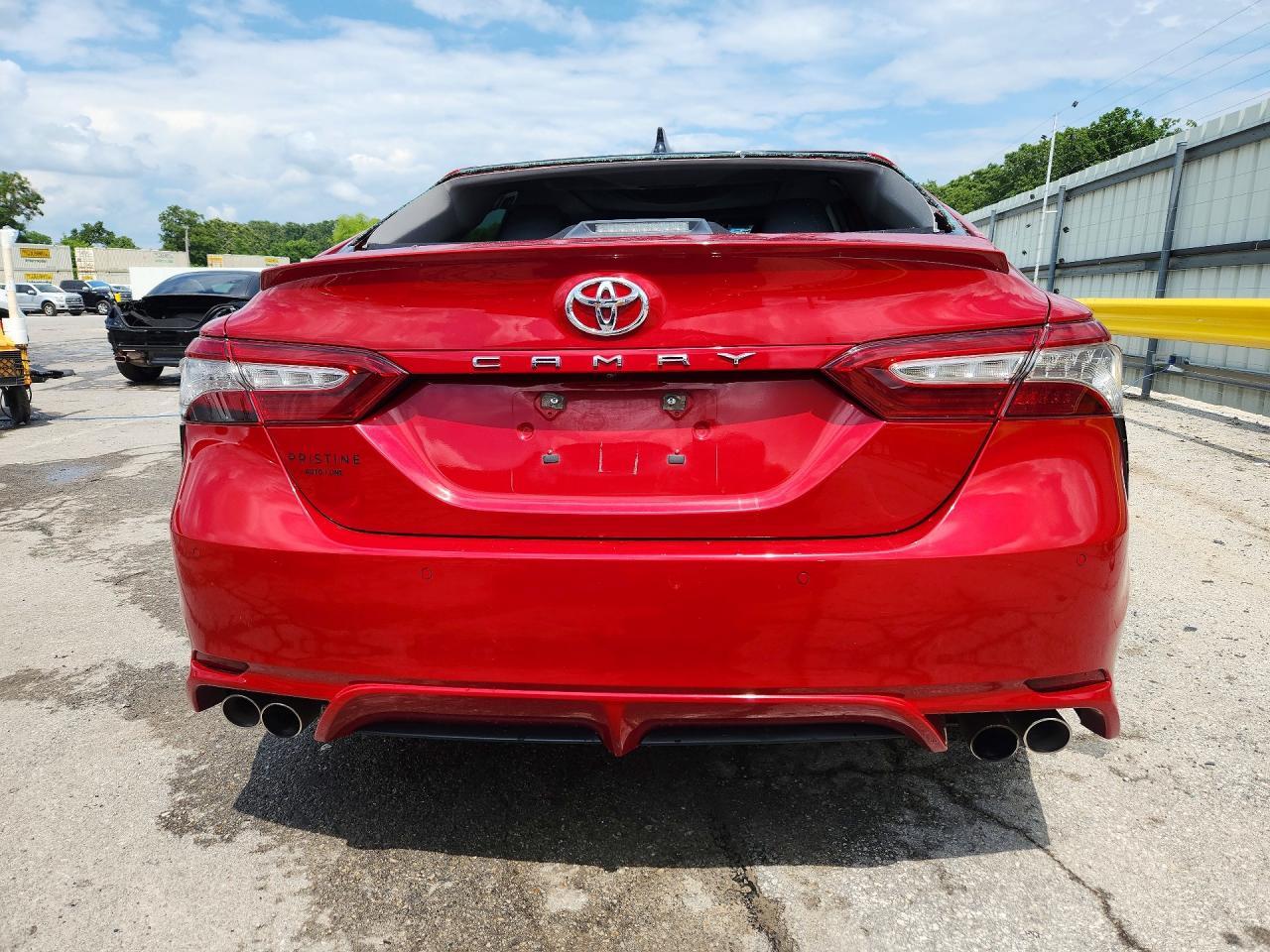 2019 TOYOTA CAMRY