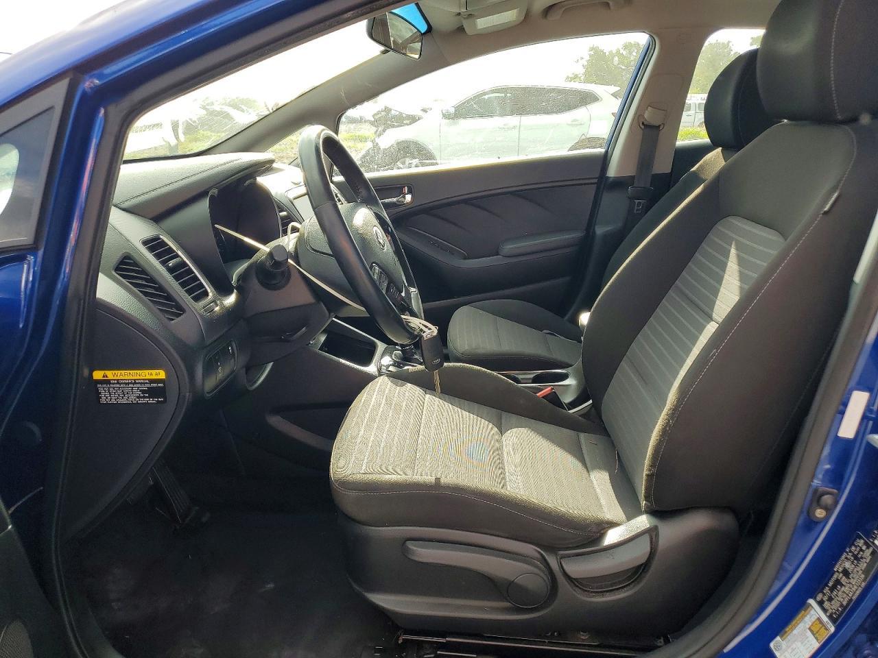 2017 KIA FORTE