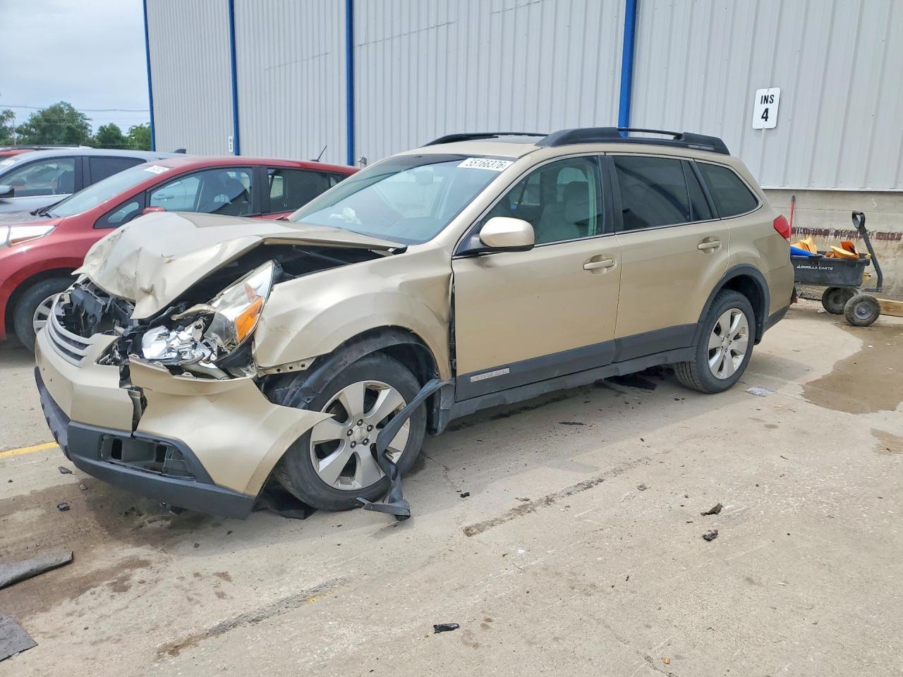 2010 SUBARU Outback