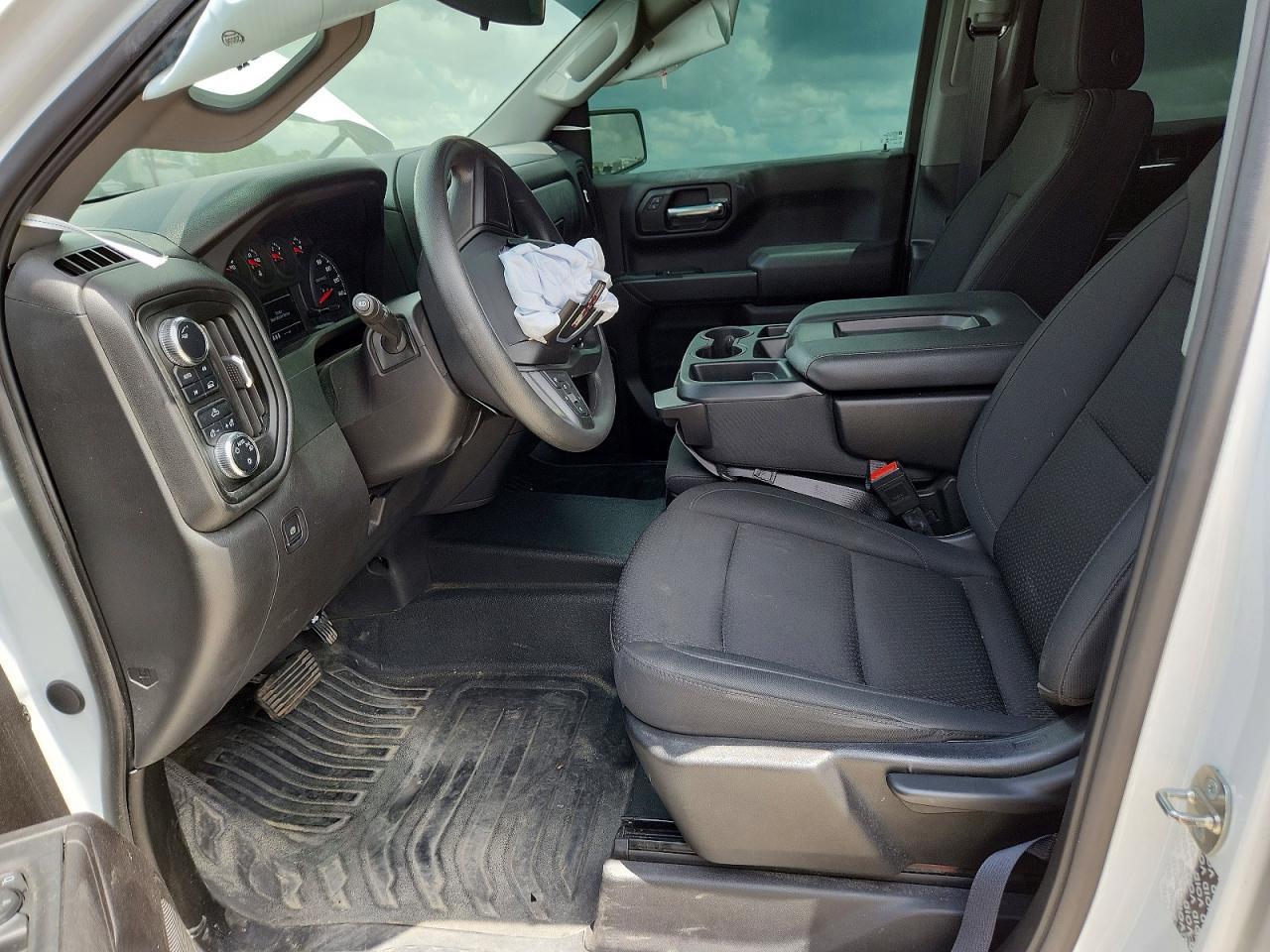 2024 GMC Sierra
