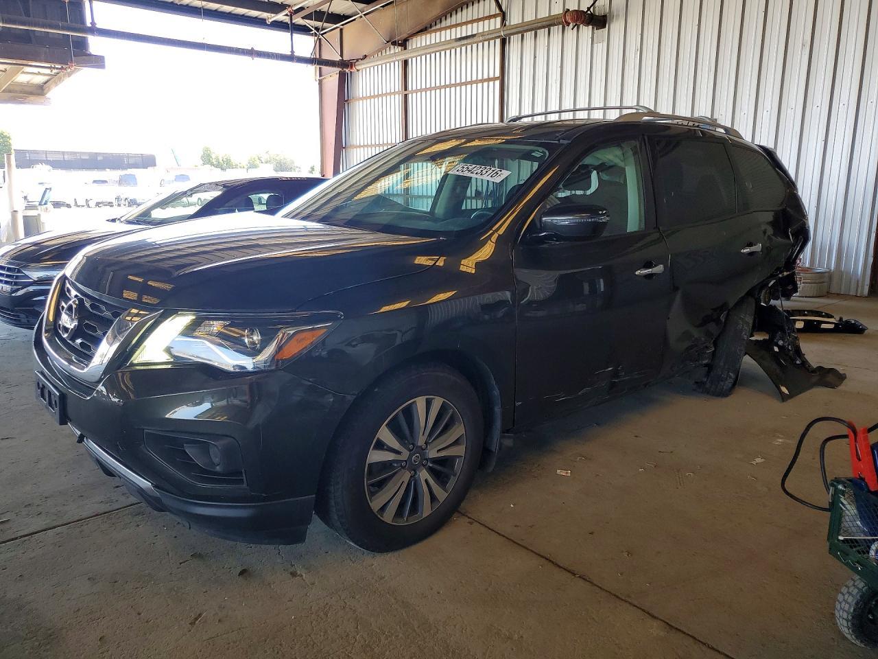 2017 NISSAN PATHFINDER