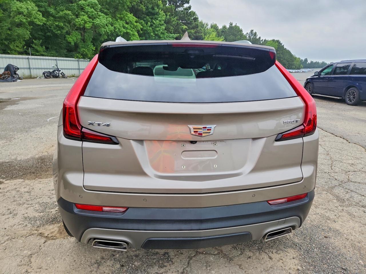 2022 CADILLAC XT4