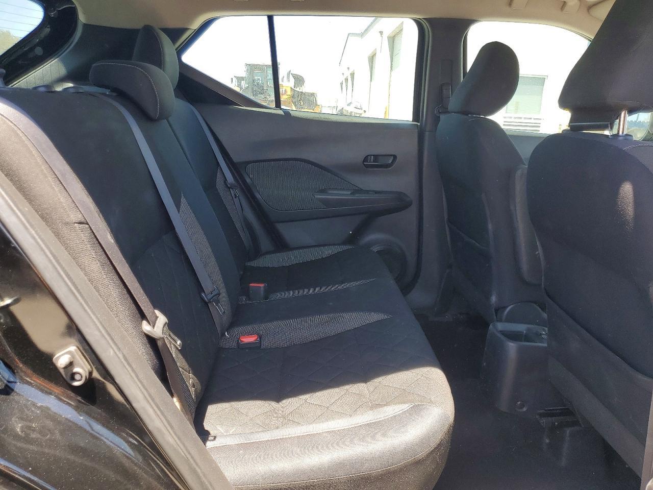 2019 NISSAN KICKS