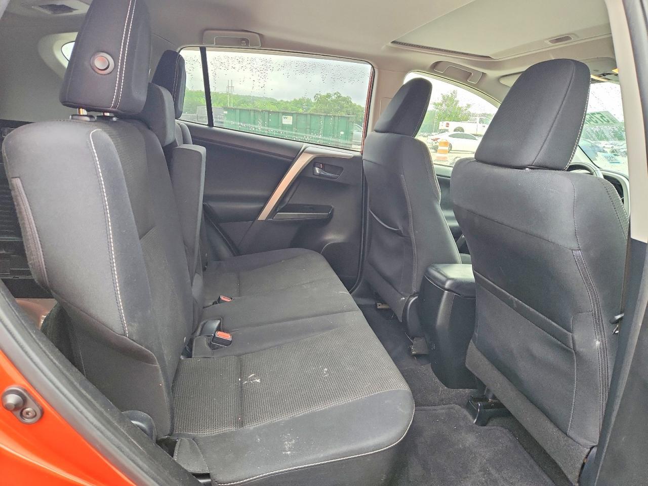 2016 TOYOTA RAV4