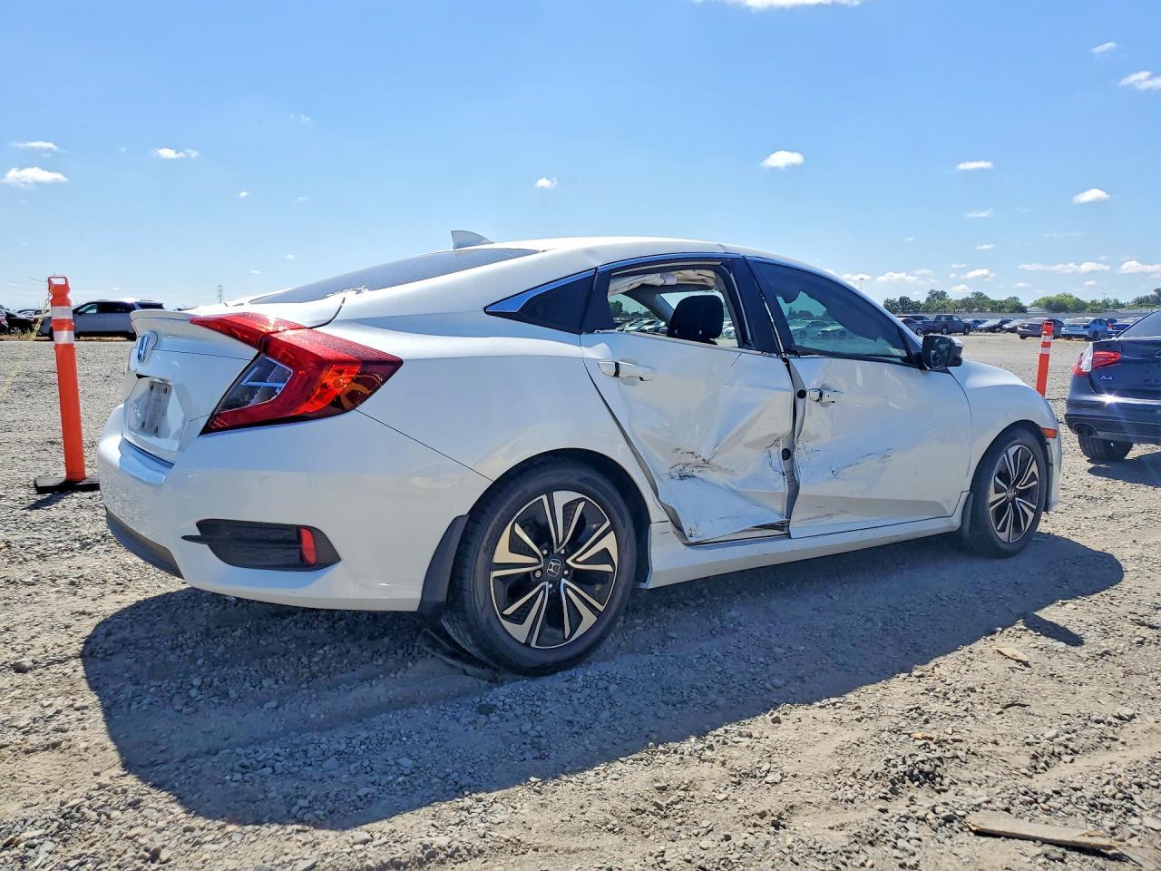 2016 HONDA CIVIC