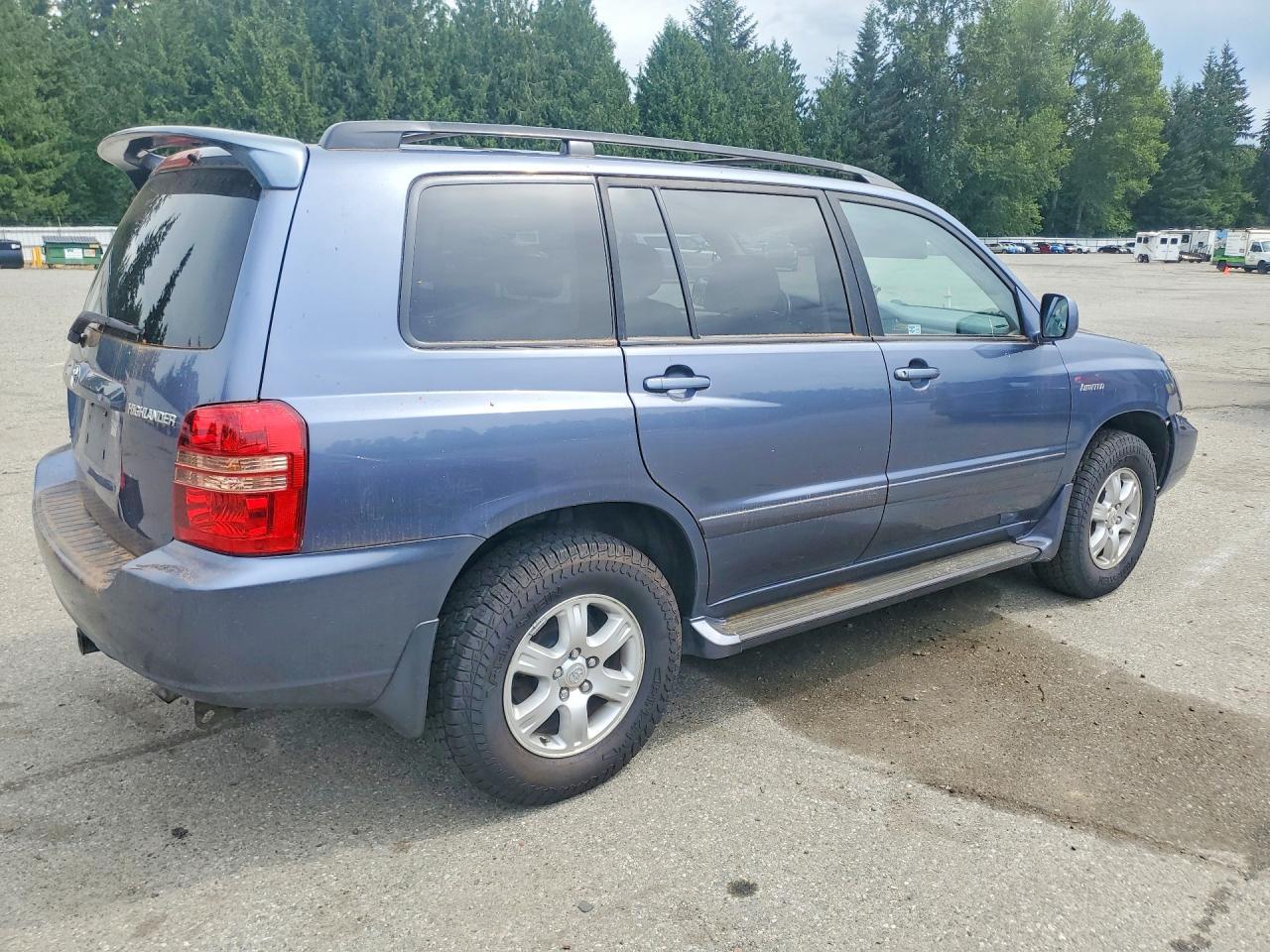2003 TOYOTA HIGHLANDER