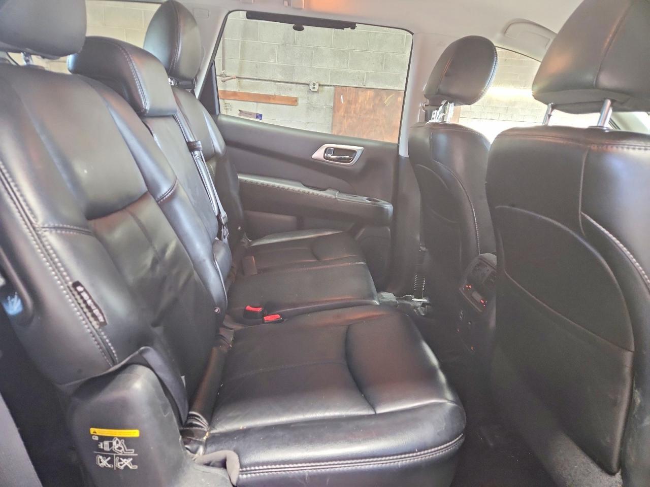 2018 NISSAN PATHFINDER