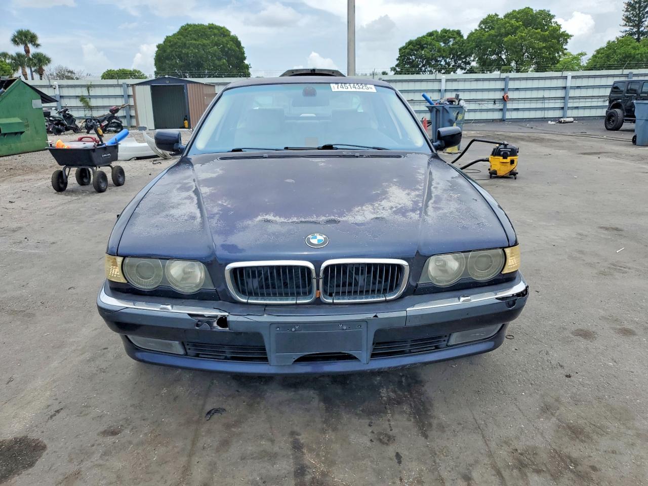 2001 BMW 7 series
