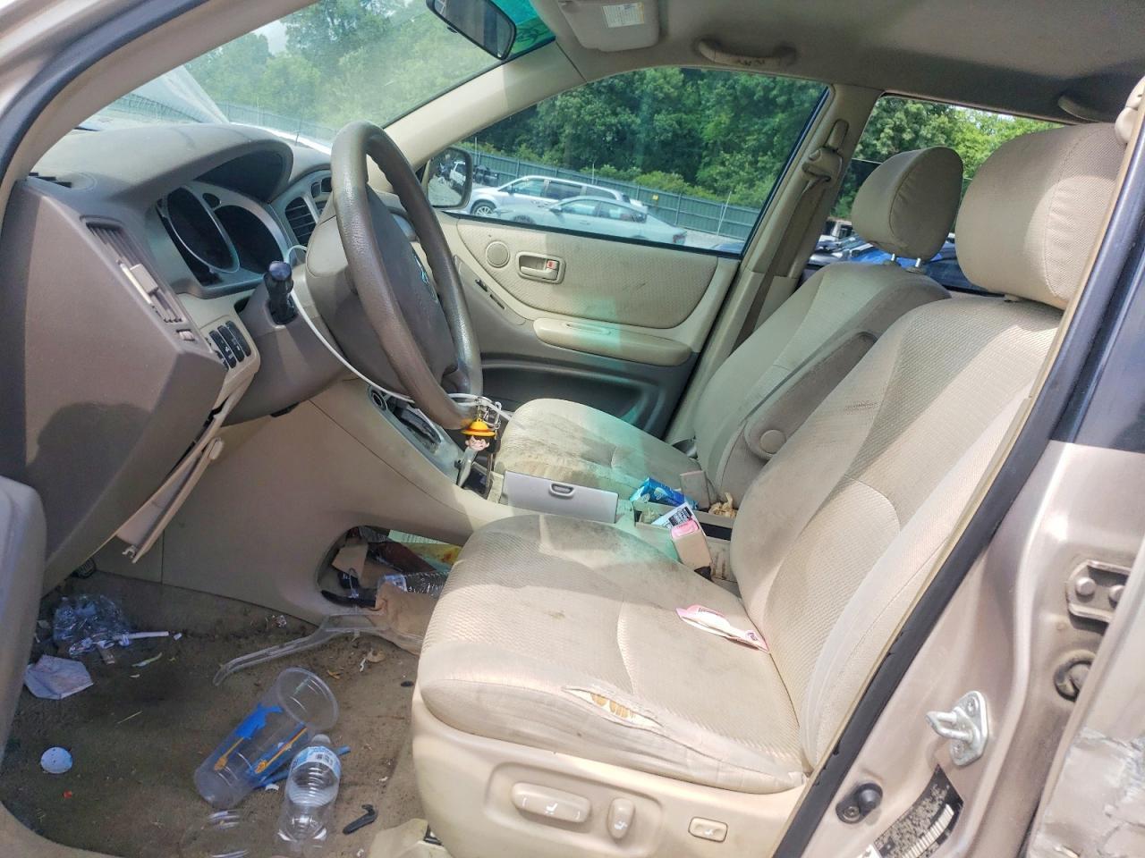 2005 TOYOTA HIGHLANDER