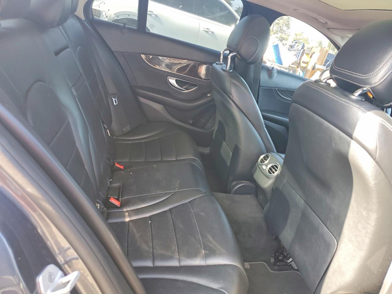 2016 MERCEDES-BENZ C-CLASS