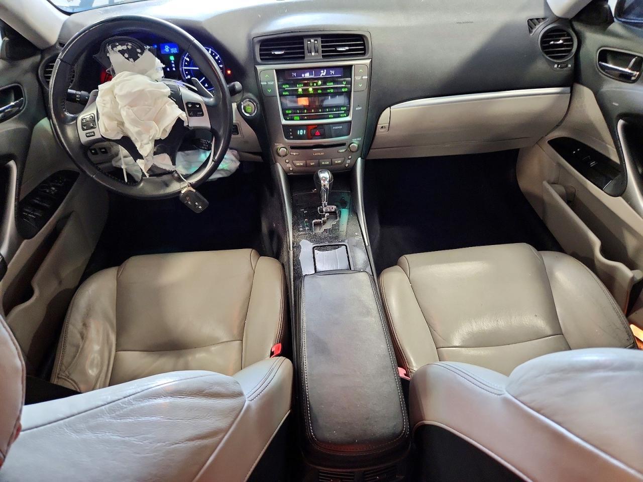 2011 LEXUS IS 250