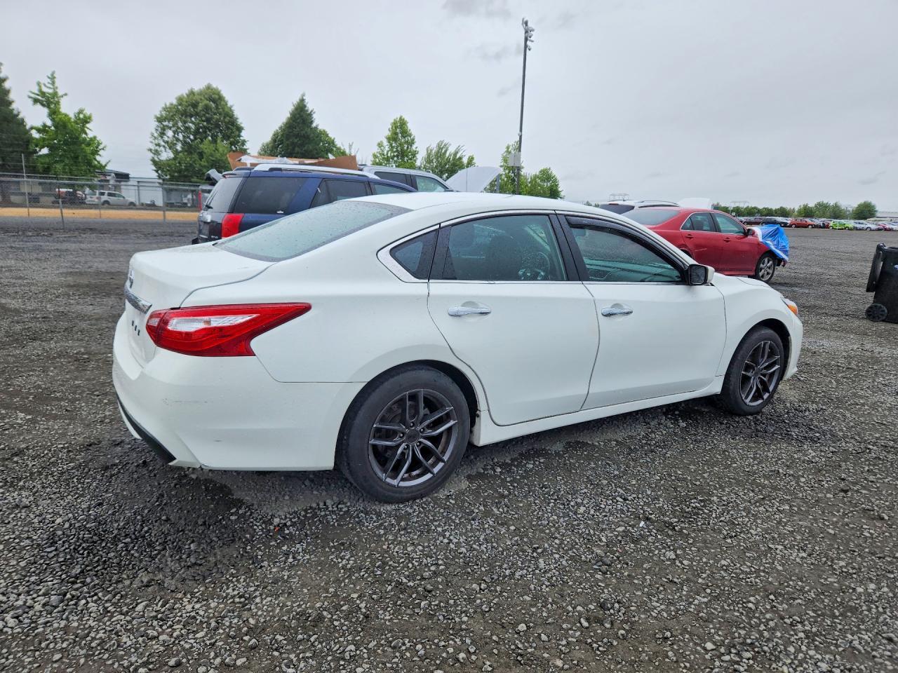 2017 NISSAN ALTIMA