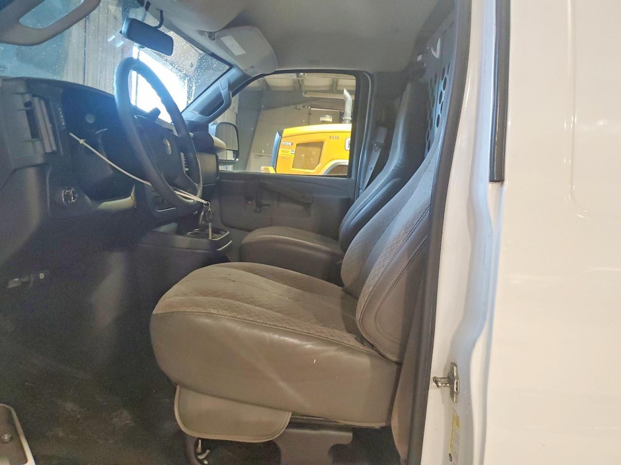 2017 CHEVROLET EXPRESS 2500