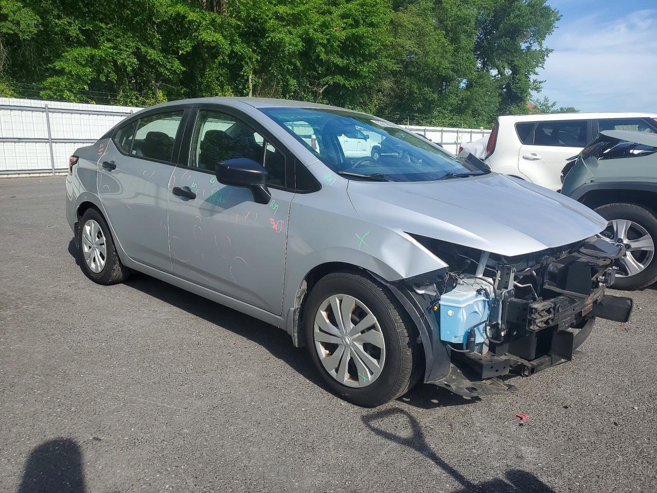 2020 NISSAN VERSA