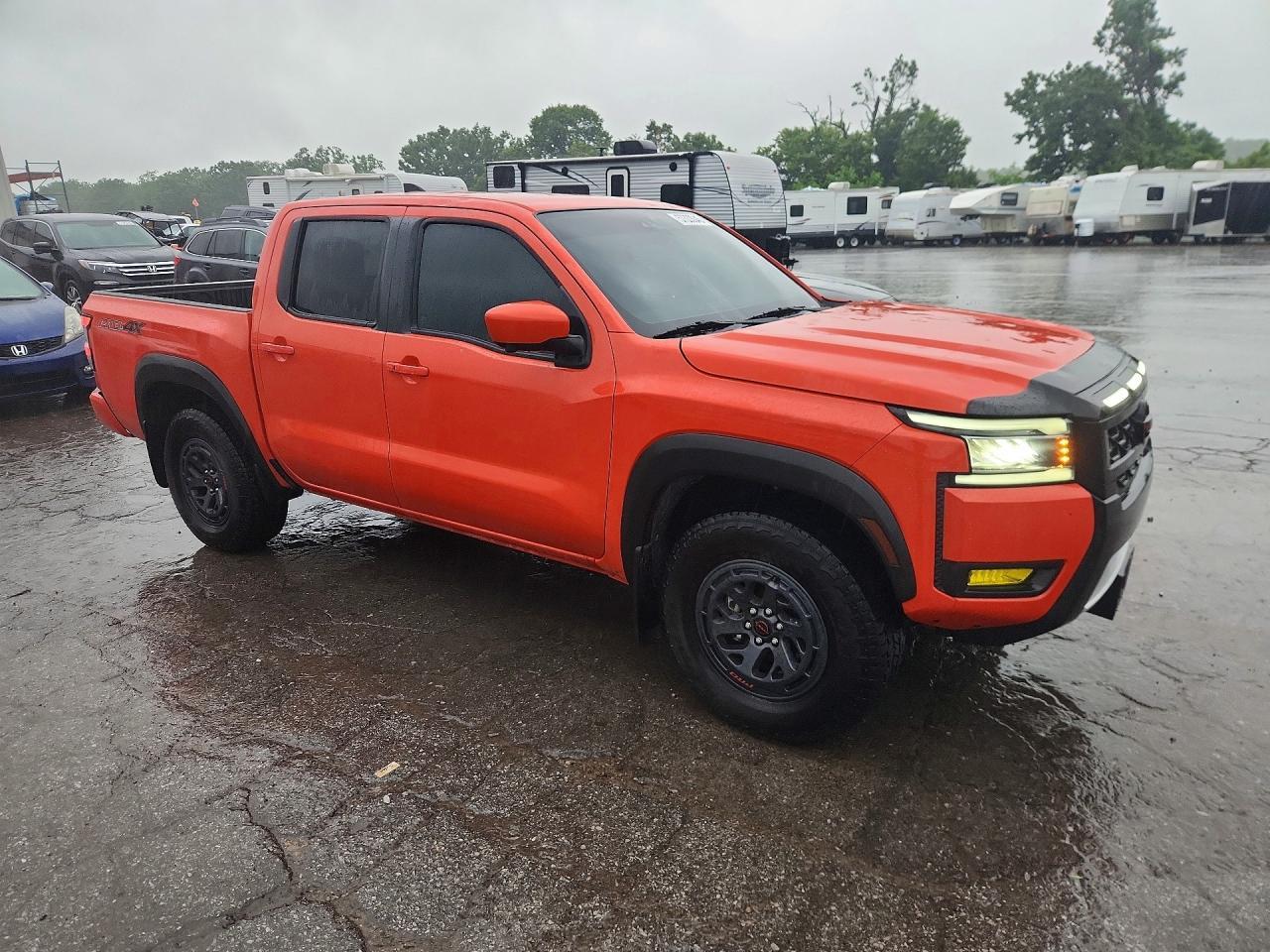 2025 NISSAN Frontier